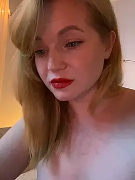 XXX chat uživo modela Lady__Maria