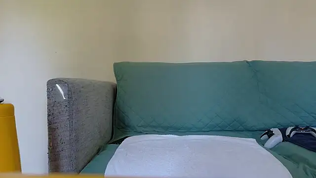 XXX chat uživo modela honeeyyy_pot