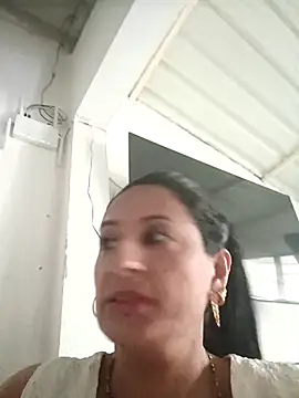 Salvaje_ambitious' Live XXX Chat