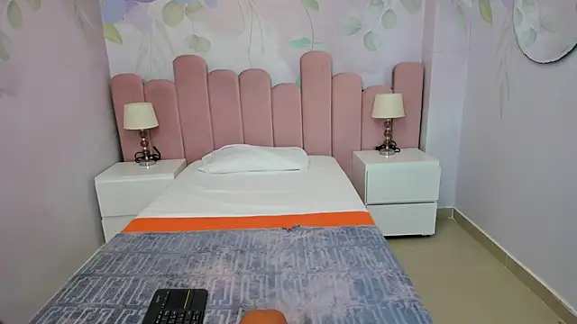 doll_skinny18 – Naživo XXX chat