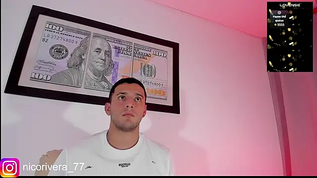 Živý XXX chat nico_rivera