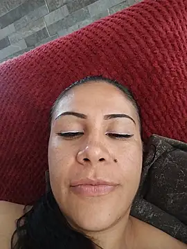 KittyHoleshot87's Webcam Show