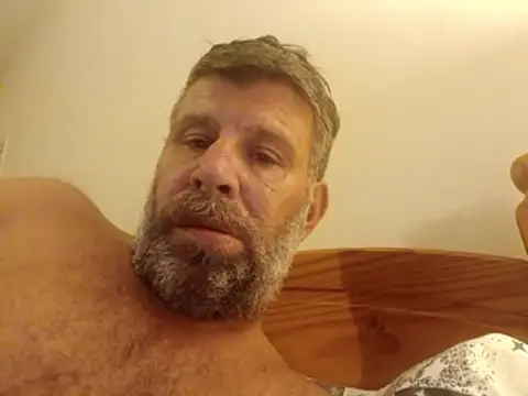 stud2512's Live XXX Chat