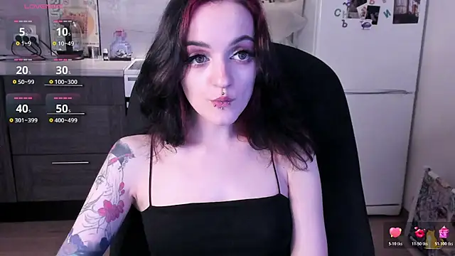 miura_moon Adlı Modelin Canlı XXX Sohbeti
