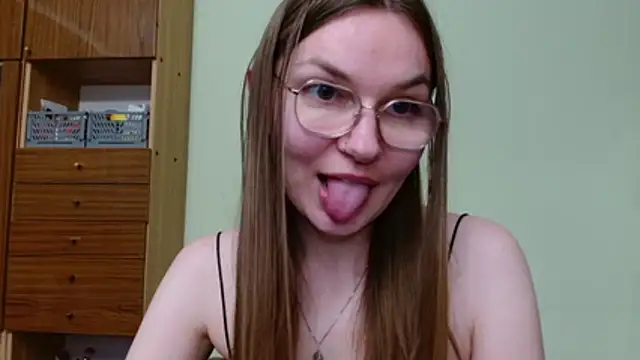 LooveELLYx Chat XXX in diretta