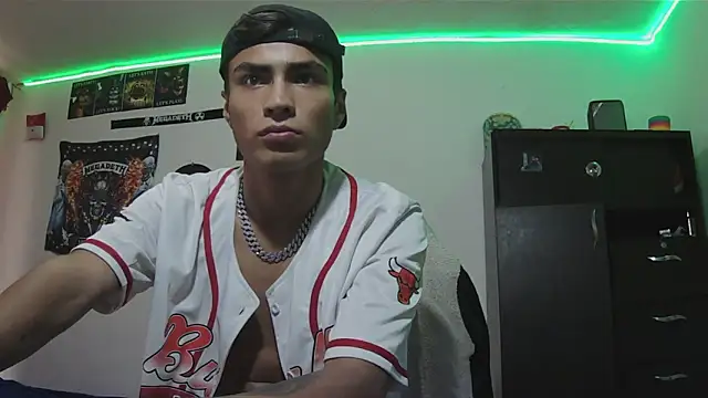 Show modela Fenix_hardcock na web-kameri