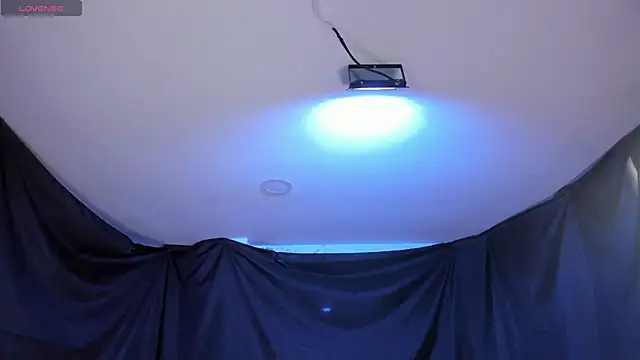 whitneyhot Chat XXX live