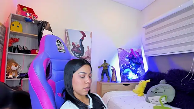 madelyn_rose_'s Live XXX Chat