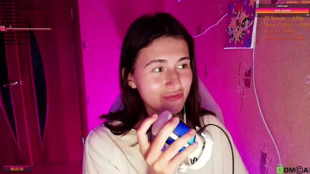 KristinaScott élő XXX-chatje