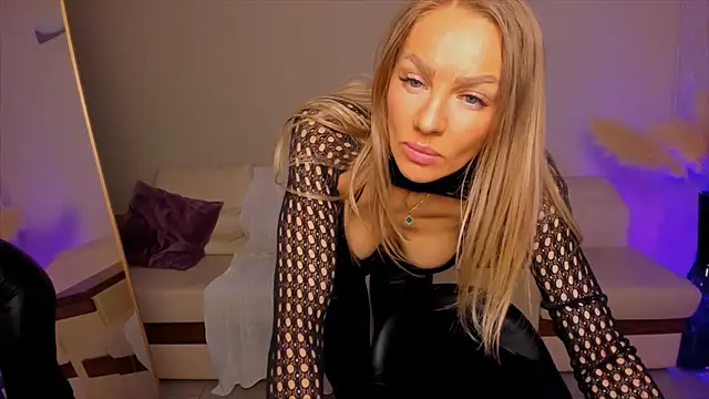 Chat +18 de Oliva_Candy ao vivo