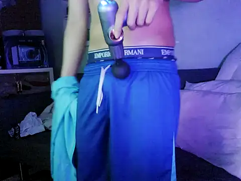 boyhigh1997 Show Webcam