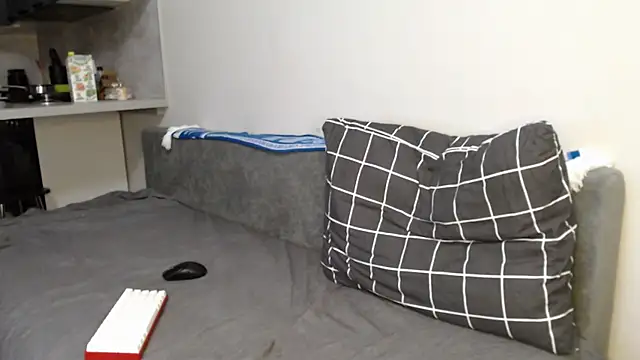 XXX chat uživo modela Student_Oliver