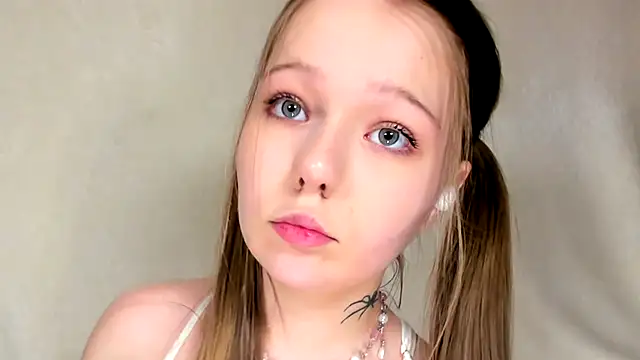 Chat XXX en directo de MelMooon