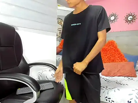 Xavier-Fox Live XXX Chat