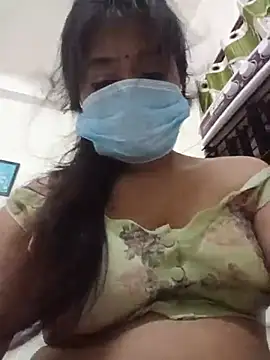 dearmona00's Live XXX Chat