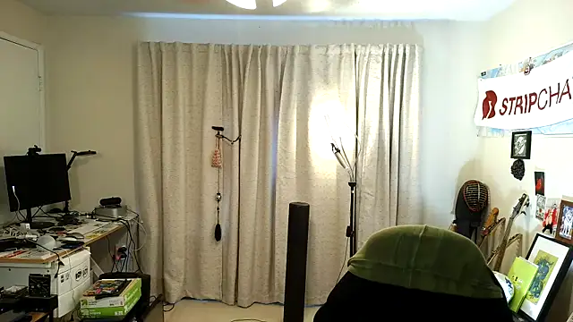 Chatroom XXX en direct de 9VOLTT