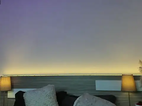 Chat XXX en directo de ZarahFoxx