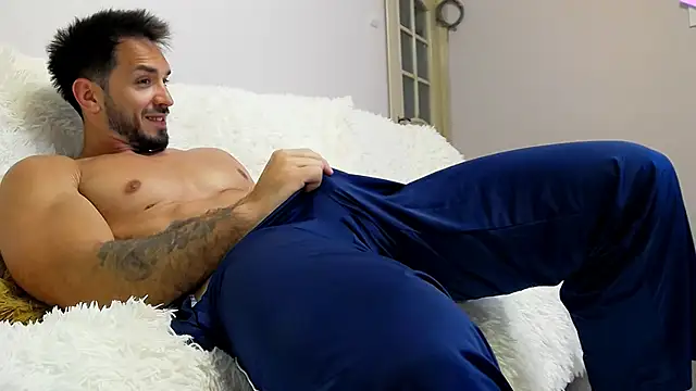 MichaelWills Live XXX Chat