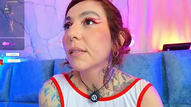 Chat +18 de Evangelyne_1 ao vivo