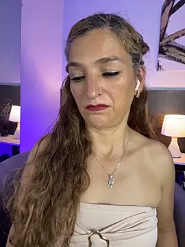 JennaMilf_ Chat XXX in diretta