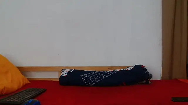 BlondQ2003 লাইভ XXX চ্যাট