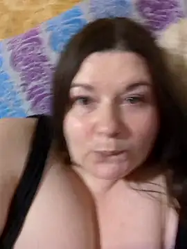 Chatroom XXX en direct de BrookeStreams
