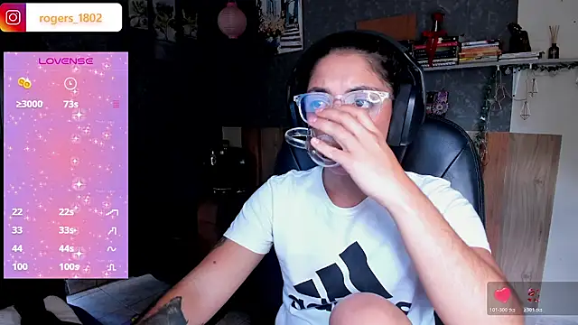 isaa_dl's Live XXX Chat