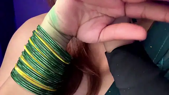 دردشة Queen_alisha الجنسية المباشرة