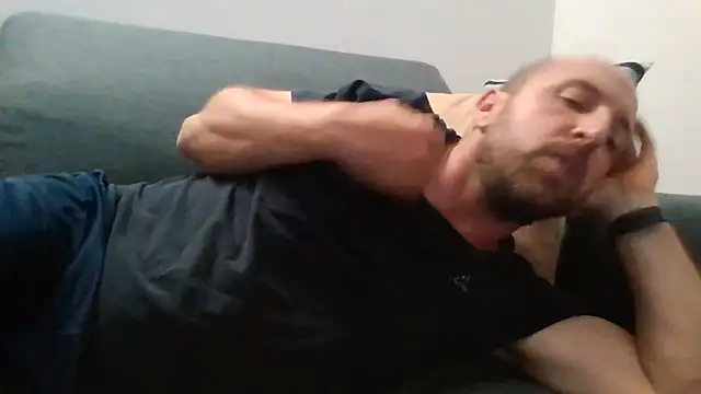 luca_beech88's Webcam Show