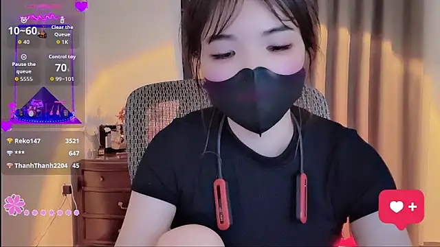 Chat XXX en directo de Caryln-Bun