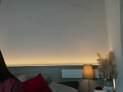 Chat +18 de ZarahFoxx ao vivo