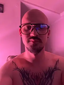AssHunter4kn Live XXX chat