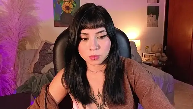 GaiaJonness Adlı Modelin Canlı XXX Sohbeti