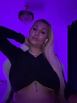 AlmaBby – webcam-show