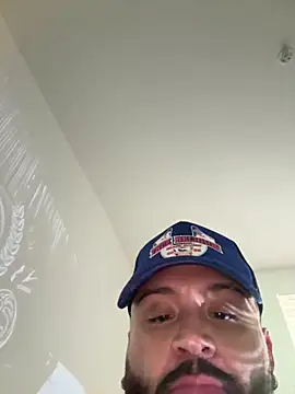 LilDikDaDi webcam show