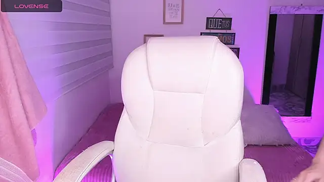 Živý XXX chat miss_alice0