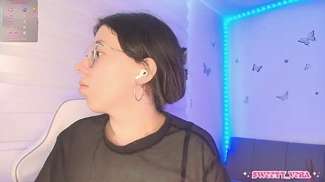 Chat +18 de sweettvera ao vivo