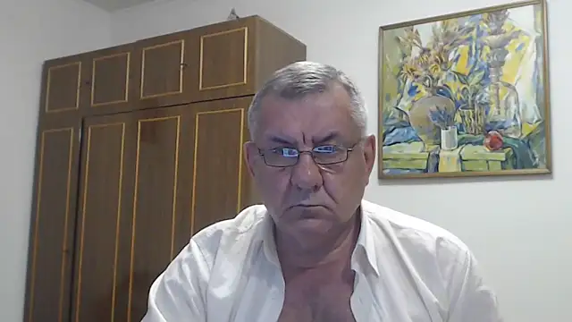 Онлайн чат XXX machomale3