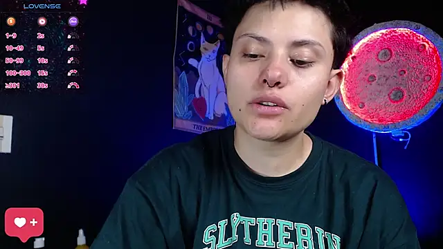 girl_intense444 – Naživo XXX chat