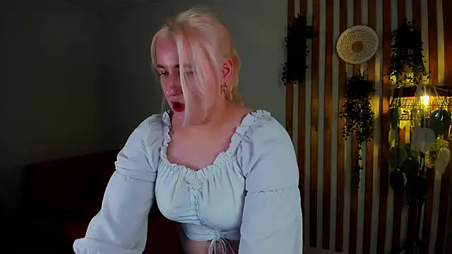 LioraArdyn's Live XXX Chat