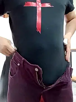 Bradd_32 Show in webcam