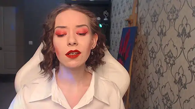 FascinatingEyess' Live XXX Chat