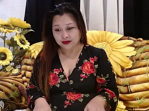 UrSweetClassyPinay's Live XXX Chat