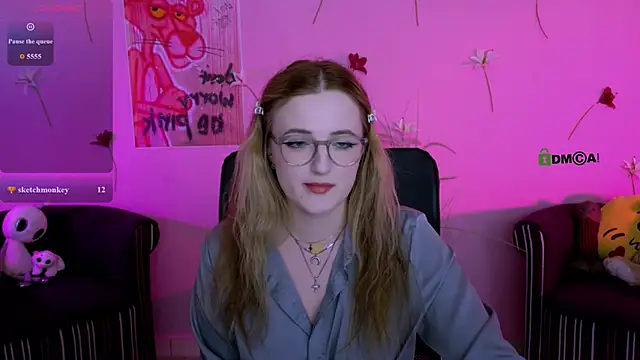 luna_berryy's Live XXX Chat