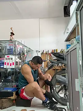 Paul22cm- Chat XXX live