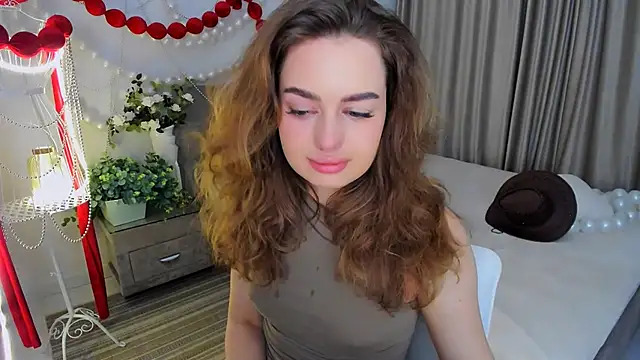 MiracleCurly Webcamshow