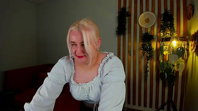 LioraArdyn 网络视讯表演