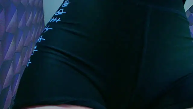 Chat XXX en directo de LiaHarryis