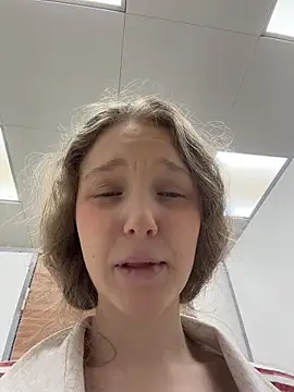 outside_rosy webcam show