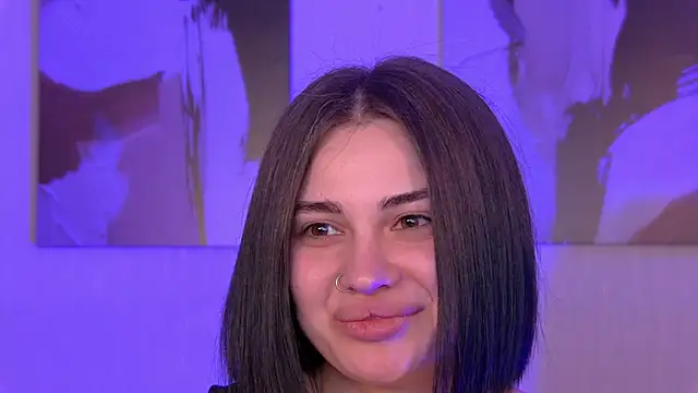 AdrianaToress: онлайн-секс-чат